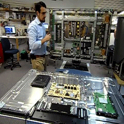 electronist tipic cu led-ri demont.