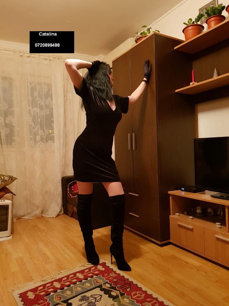 Class Escort in Bucuresti Romania - Anunturi escorte servicii masaj si sex