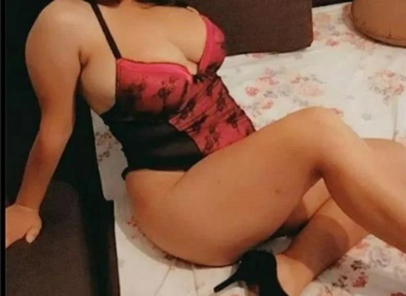 Matura sexoasa - te astept la mine pentru masaj erotic deosebit