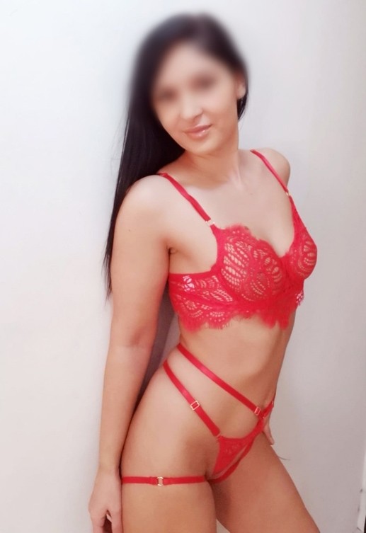 Ruxy sexy si senzuala - Ofer Domnilor doritori Masaj Relaxare si Erotic in locatia mea