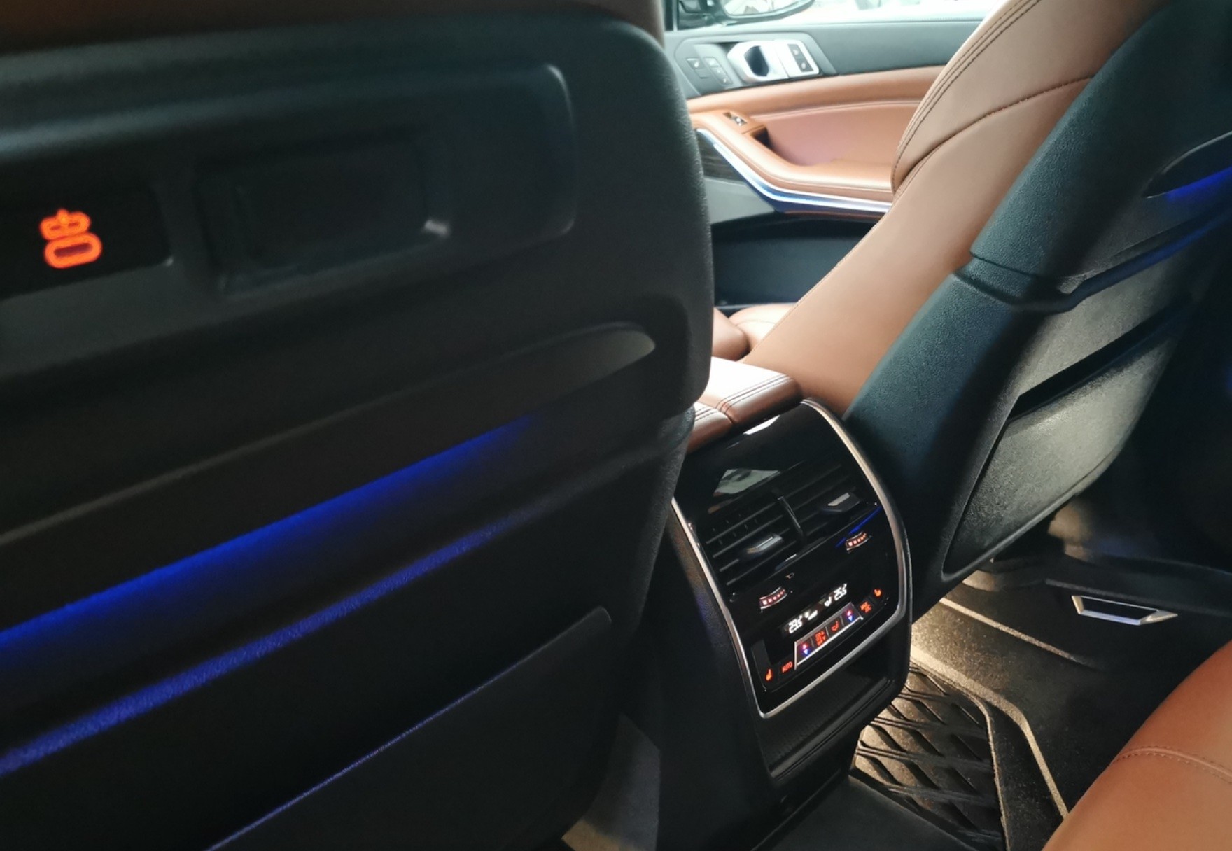 BMW-X5-2018-Diesel-Interior-view